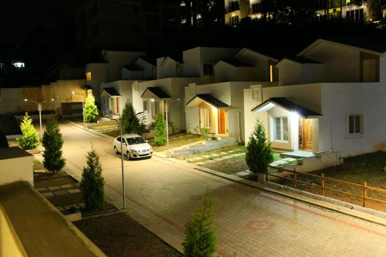 Hotel Aradhana Inn يركواد الغرفة الصورة