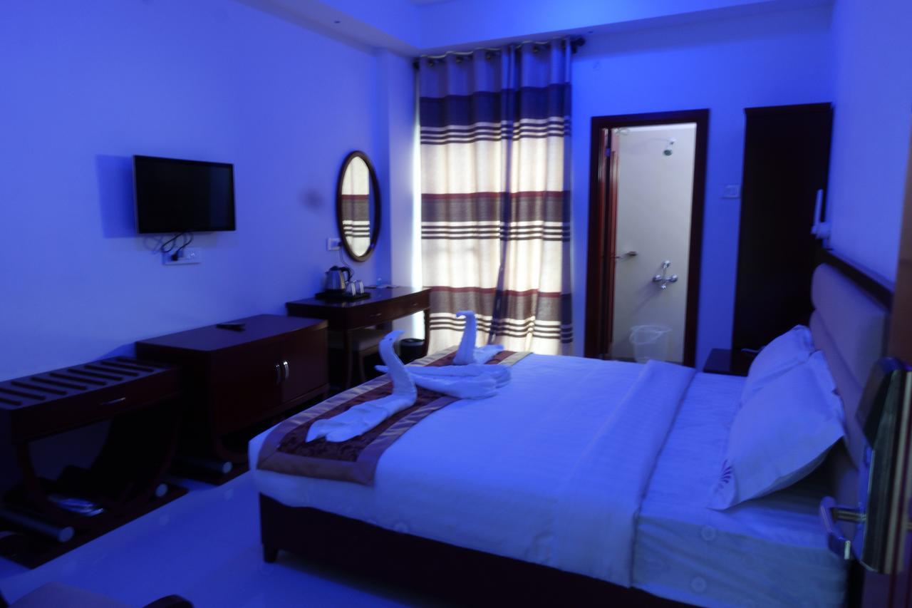 Hotel Aradhana Inn يركواد المظهر الخارجي الصورة